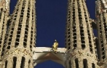 Small Group Best of Barcelona Half Day Tour with Sagrada Familia