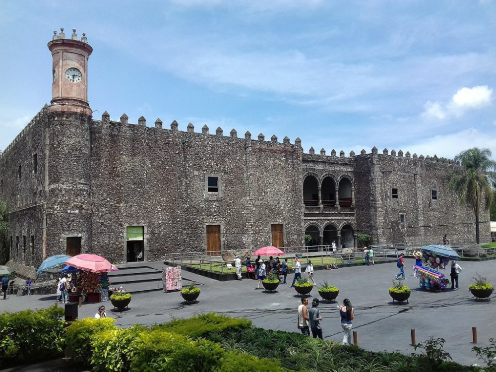 Tour Cuernavaca: Visit UNESCO Xochicalco and Admire Diego Rivera Murals