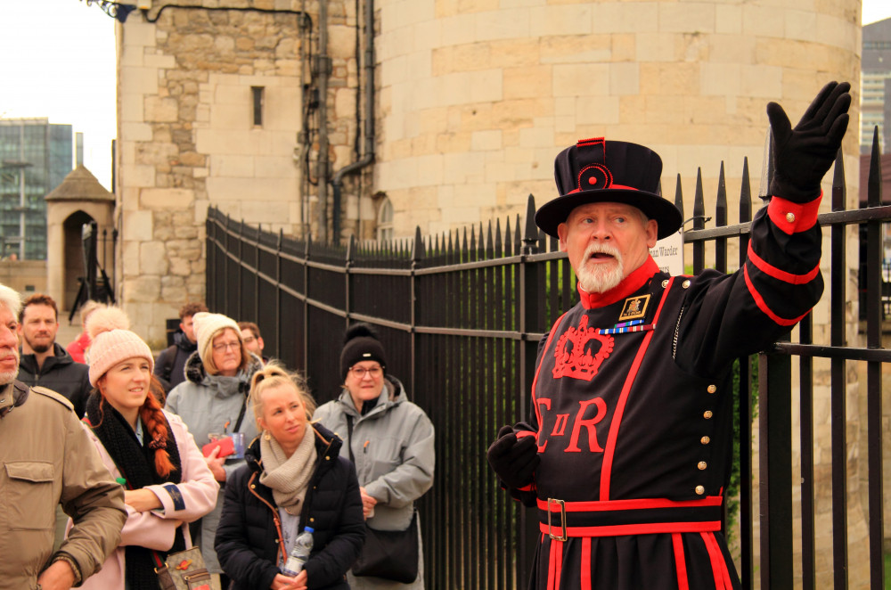 Tower of London Tour with Crown Jewels & Private Beefeater Audience