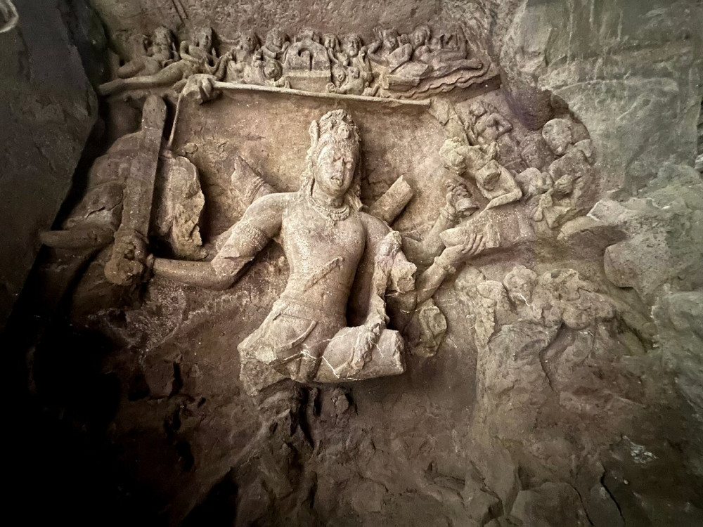 Private Elephanta Island Cave and Mumbai City Tour