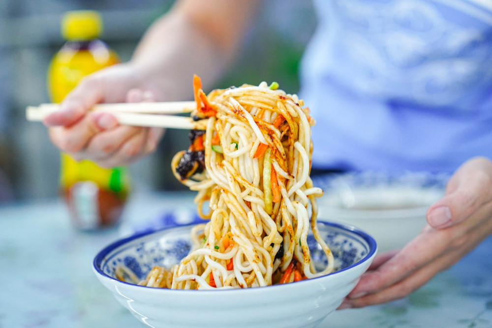 Small Group Beijing Hutong Evening Food Tour