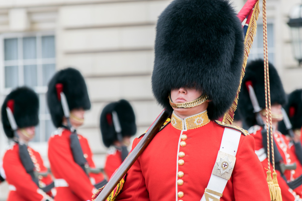 Changing of The Guard Guided Walking Tour