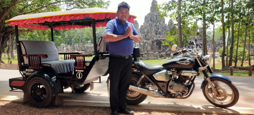 Angkor Wat Private Tour by Tuk-Tuk with English Speaking Driver