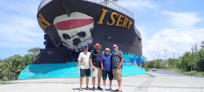Roatan island tour, food tasting, Monkeys & sloth hang out and beach