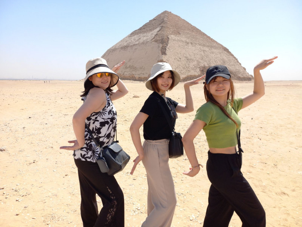 Sakkara and Dahshur Pyramids with Memphis