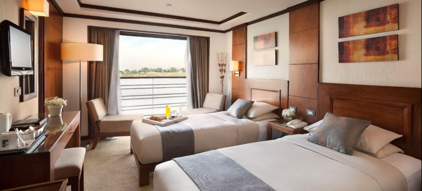 4 Day Nile Cruise from Aswan to Luxor Including Abu Simbel - Private Tour