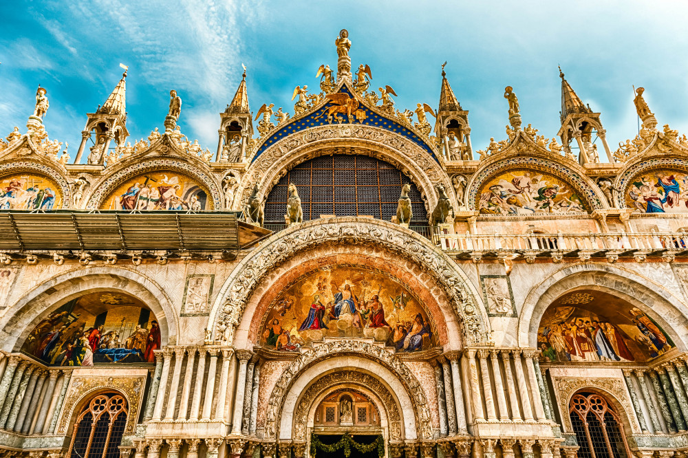 Venice: St. Mark's Basilica Entrance with Terrace Ticket + Audio Guide