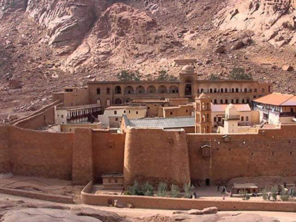 Mount Sinai & St Catherine Night Tour from Cairo