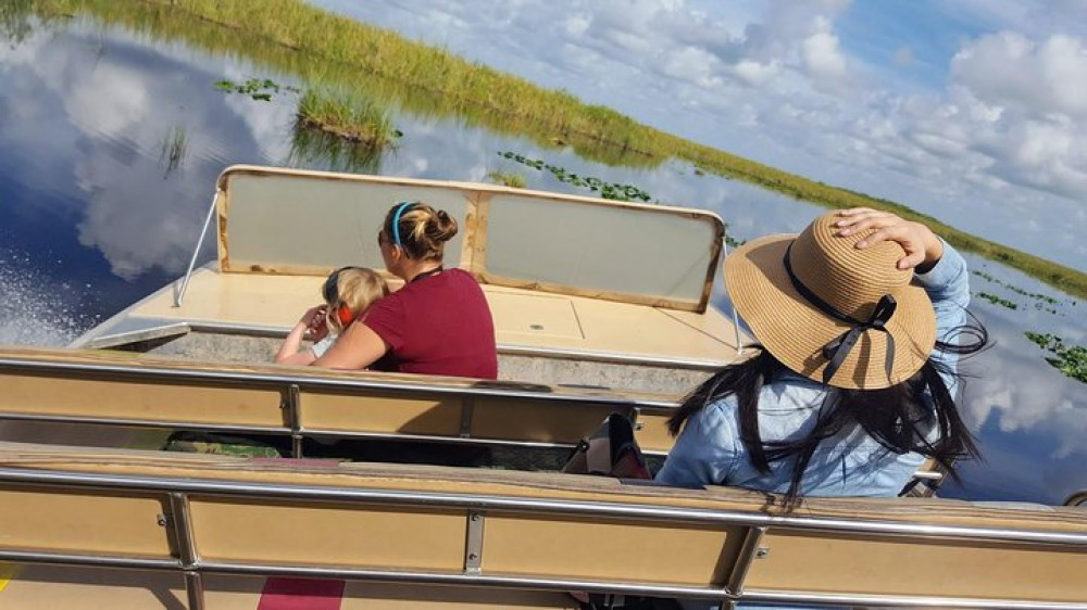 Half Day: 1 hour Air Boat Ride & Nature Walk in Everglades National Park