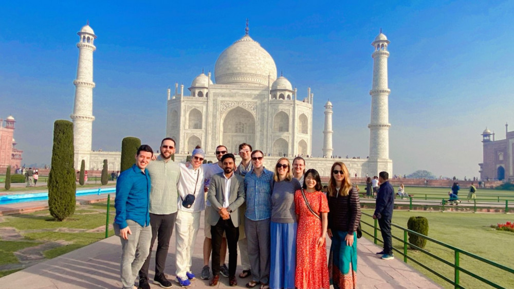 Private Taj Mahal Day Tour with 5* Hotel Lunch from Delhi