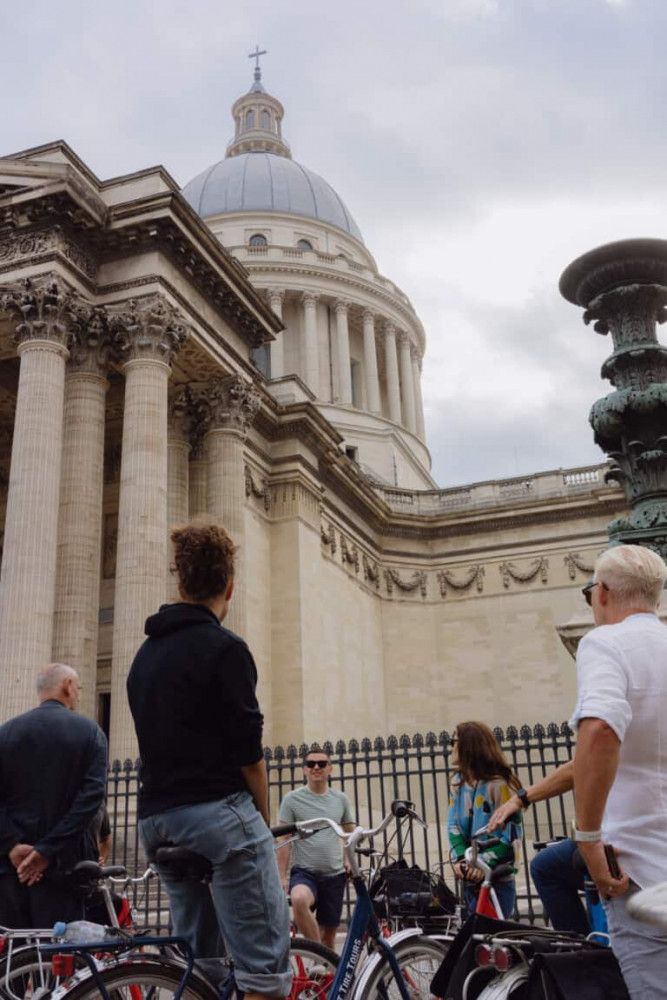 Private Secrets of Paris Bike Tour