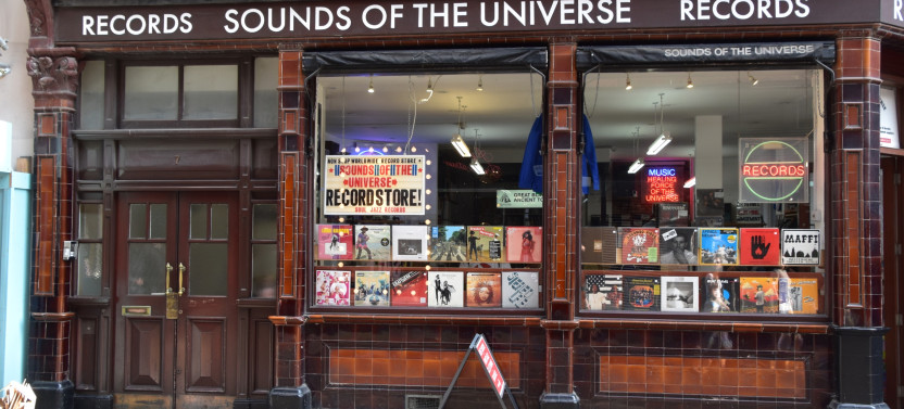 Private Rock and Roll Walking Tour of London