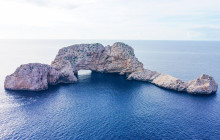 ES VEDRA CHARTER SL2