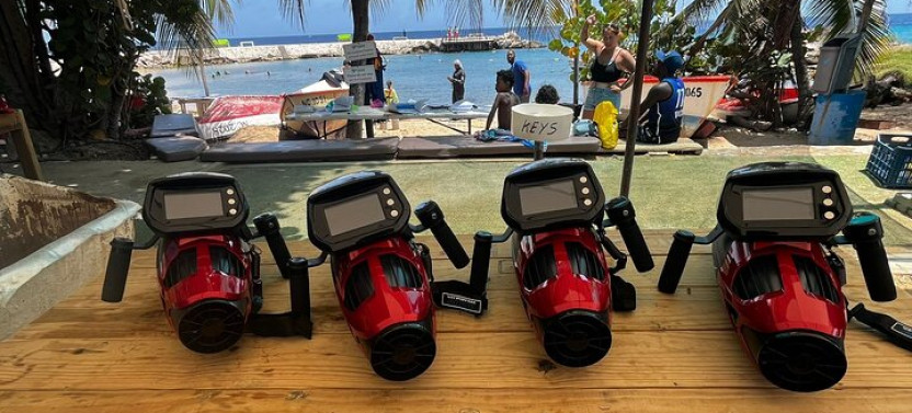 Small Group: Curacao Reef Sublue Scooters Experience