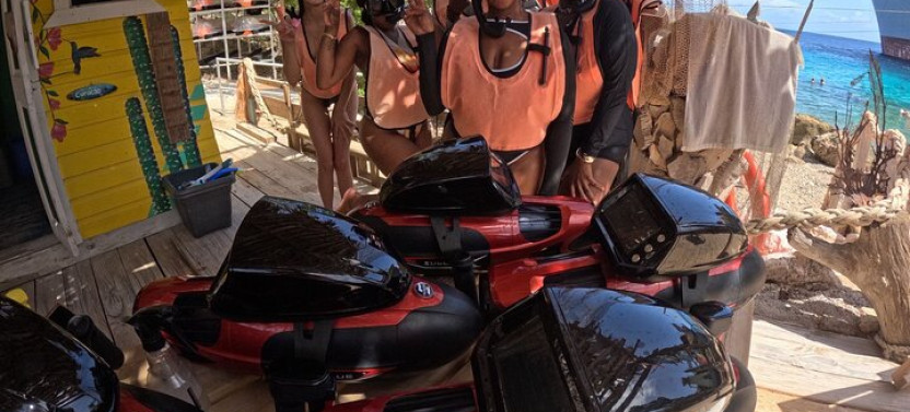 Small Group: Curacao Reef Sublue Scooters Experience