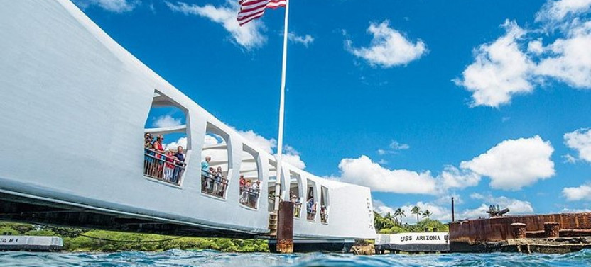 Pearl Harbor Arizona & Missouri Tour From HNL Airport