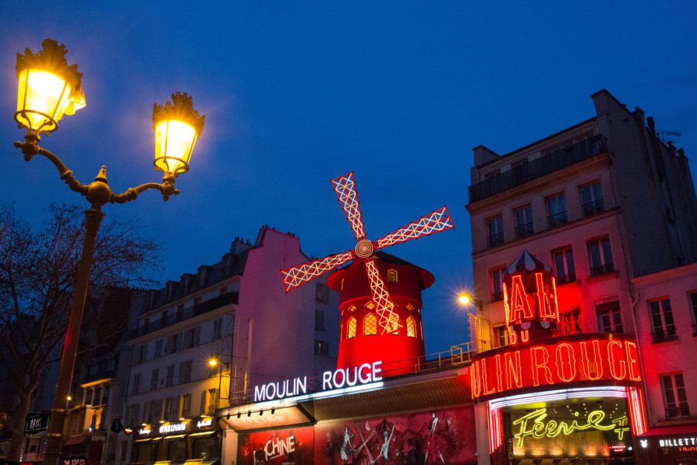 Moulin Rouge Show with Return Transportation