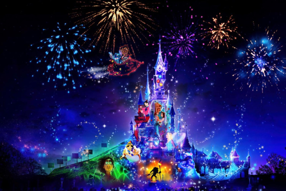 1 Day at Disneyland® Paris or Walt Disney Studios Park with Transportation