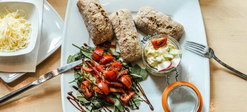 Budapest Food Tour With A Local: A Feast For Foodies