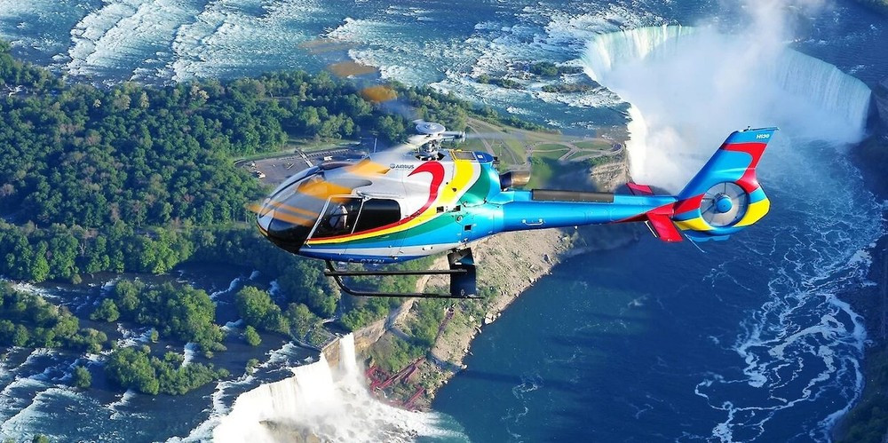 Group Niagara Falls Day Tour with Helicopter Ride