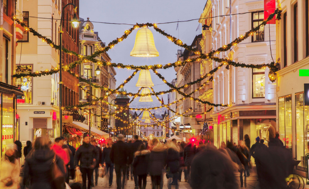Oslo's Christmas Spirit Private Walking Tour