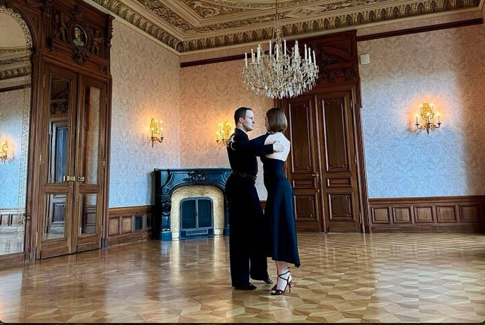 Luxury Waltz Workshop at The Palace Hotel