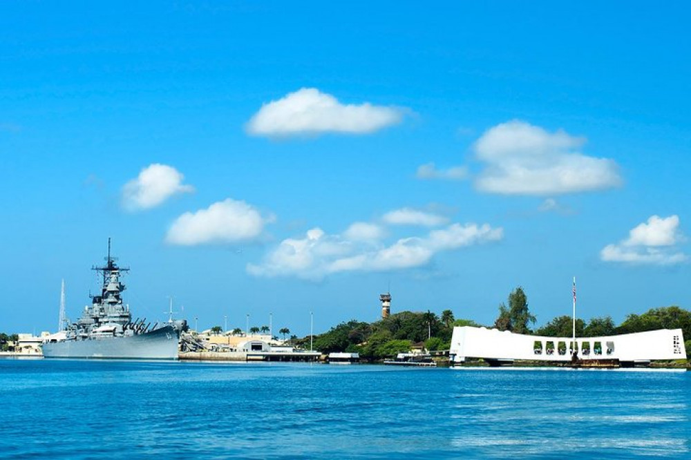 Pearl Harbor Passport Tour From HNL Airport