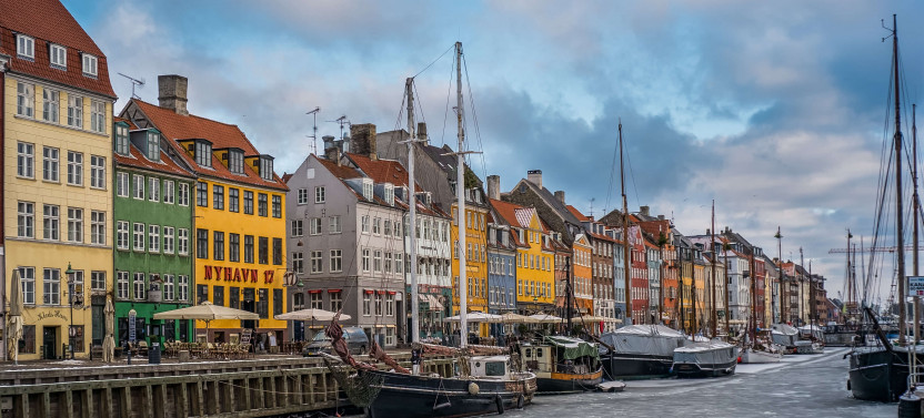 Copenhagen’s Christmas Spirit Private Walking Tour