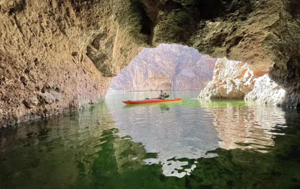 Emerald Cave Kayak Tour