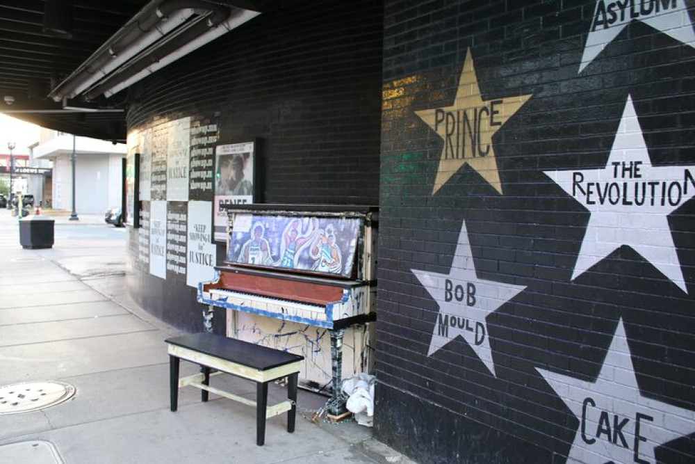 In the Footsteps of Prince: Self-Guided Audio Tour of Downtown Minneapolis