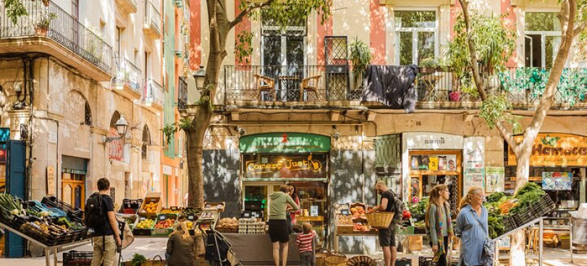 Personalized & Private Barcelona Private Family Tour By Locals, photo 3 of 12