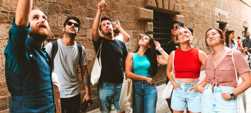 Small Group Expert-led Gothic Quarter with Barcelona Cathedral Tour