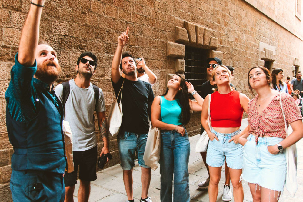 Small Group Expert-led Gothic Quarter with Barcelona Cathedral Tour