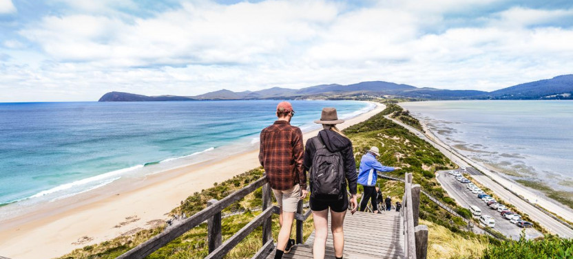 Bruny Island Safaris - Food, Sightseeing & Cape Bruny Lighthouse Tour
