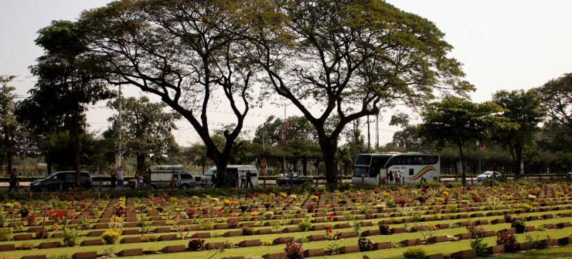 From Bangkok: Death Railway & Hellfire Pass Tour With Bangkok City Transfer