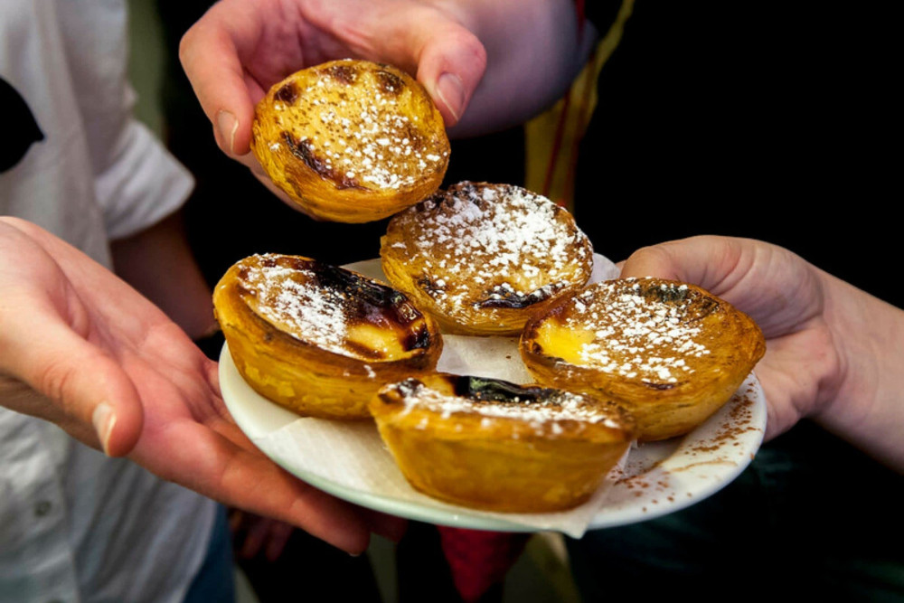 Small Group Expert-led Lisbon Food Tour of Chiado and Baixa