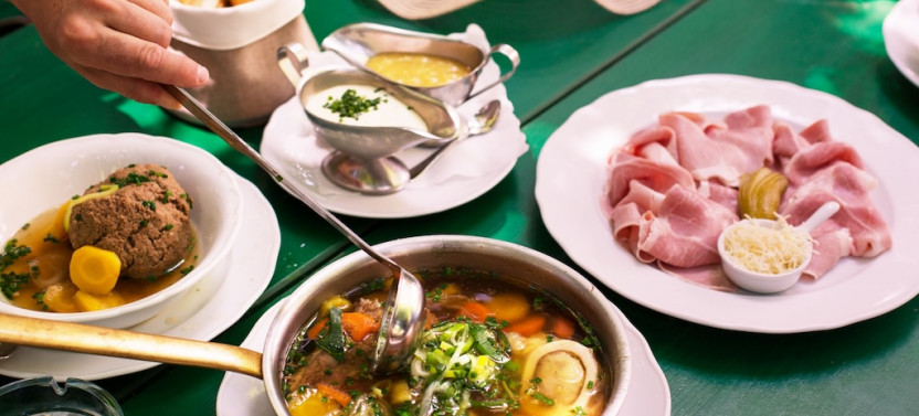 Private Vienna Wine Tour: 9 Local Wines & Food Tasting