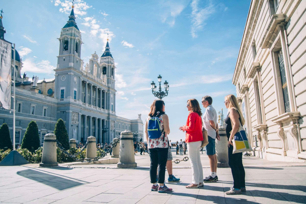 Small Group Expert-led Introduction to Madrid with Plaza Mayor