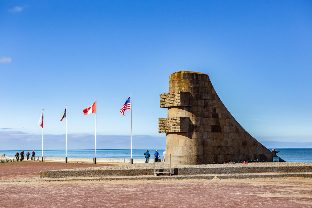 From Cherbourg: Private D-Day Beaches Shore Excursion