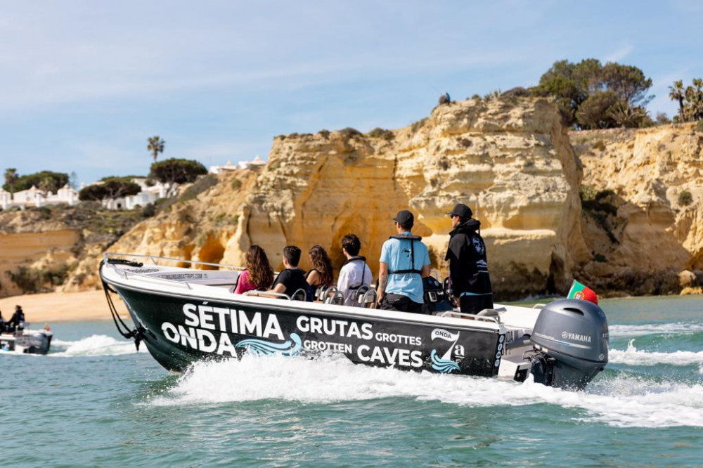 Sétima Onda Boat Trips