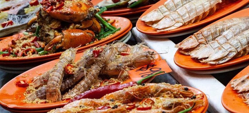A Feast For Foodies Personalized Singapore Street Food Tour With A Local