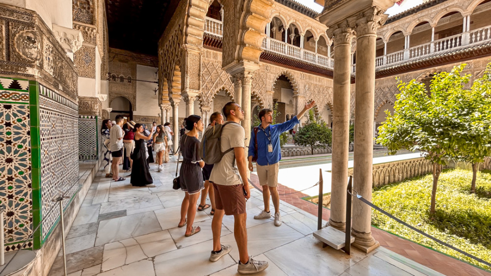 Fast-Track Entry to the Alcazar of Seville – Guided Tour in English