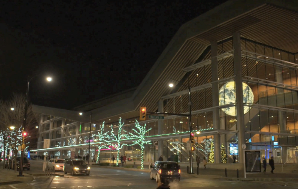 Great Canadian Trolley | Gray Line Vancouver