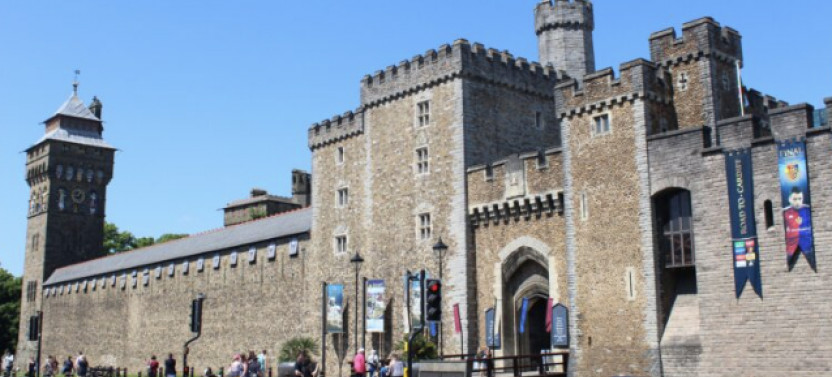 Private Day Tour Of South Wales, Including Cardiff & Caerphilly Castle