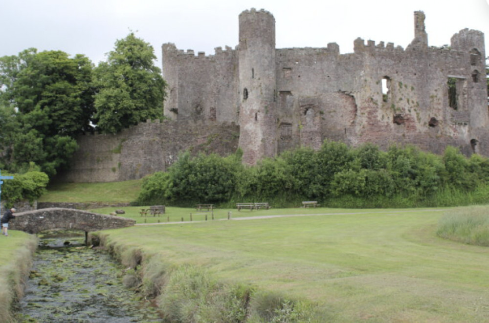 Dylan Thomas: Swansea, Laugharne, and Llareggub