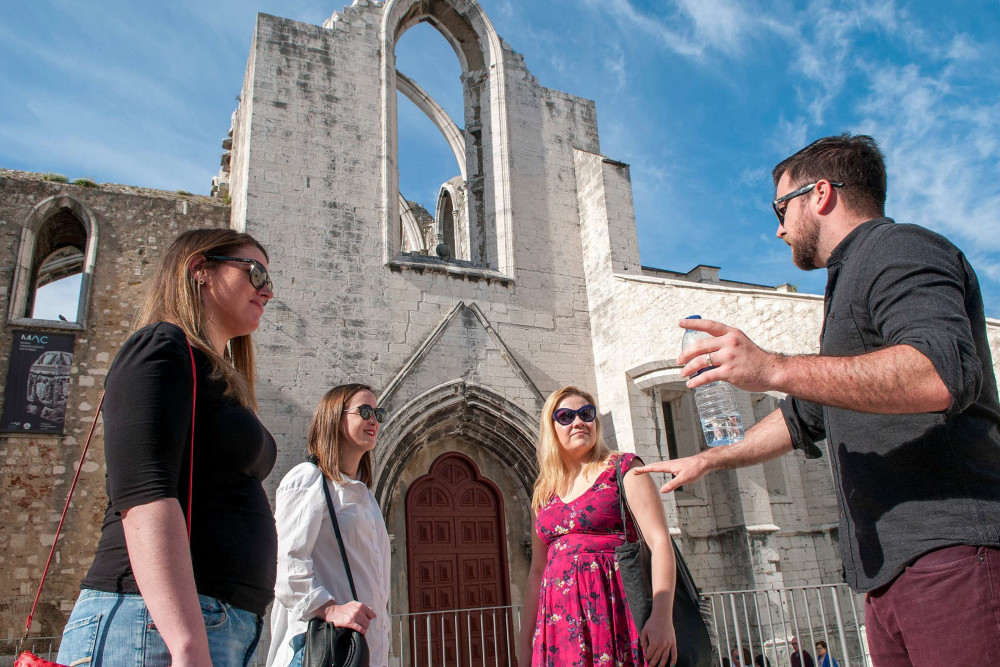 Small Group Expert-Led Lisbon Highlights Welcome Tour