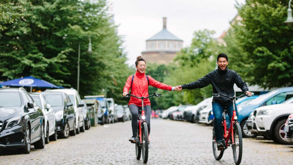Private Berlin Street Food Tour by Bike