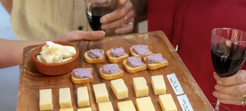 Granville Island Uncorked Private Tour