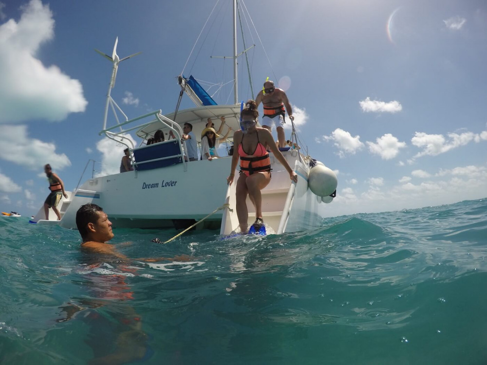 Private Sailing Charter in Isla Mujeres - 37ft Sailing Catamaran