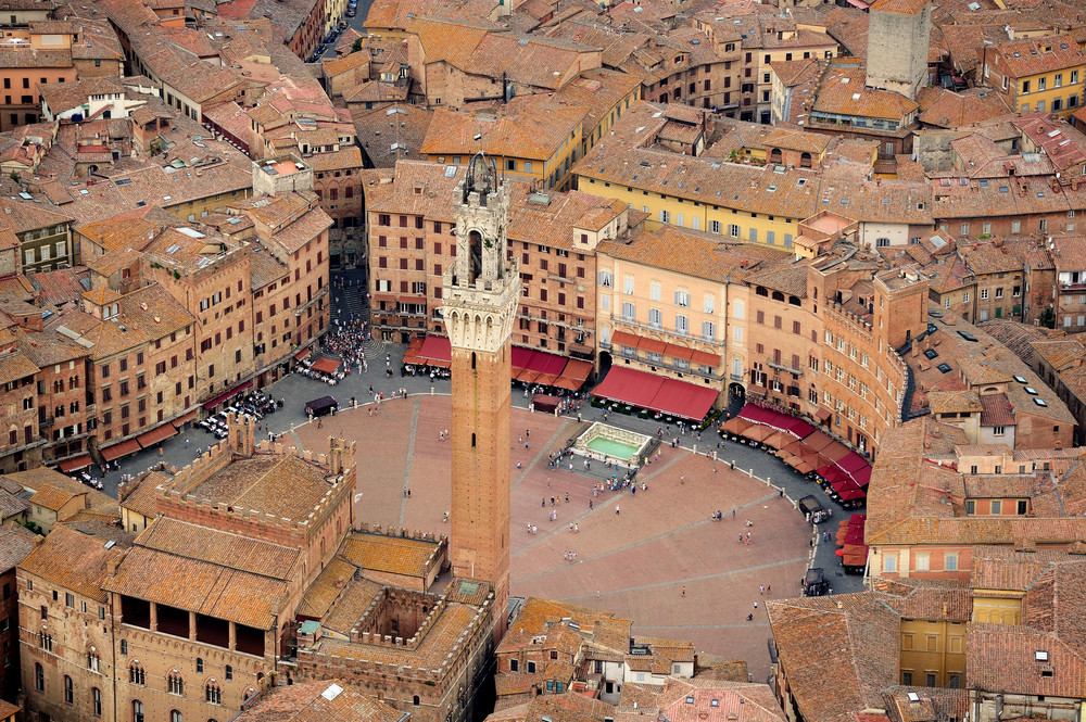 Siena and the Palio: Private Tour with a Visit to a Contrada
